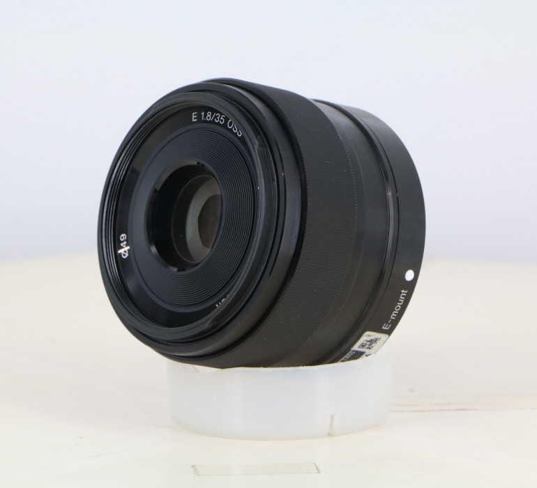 �y���Áz(�\�j�[) SONY E35/1.8 OSS