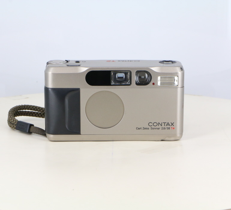 �y���Áz(�R���^�b�N�X) CONTAX T2 �V���o-