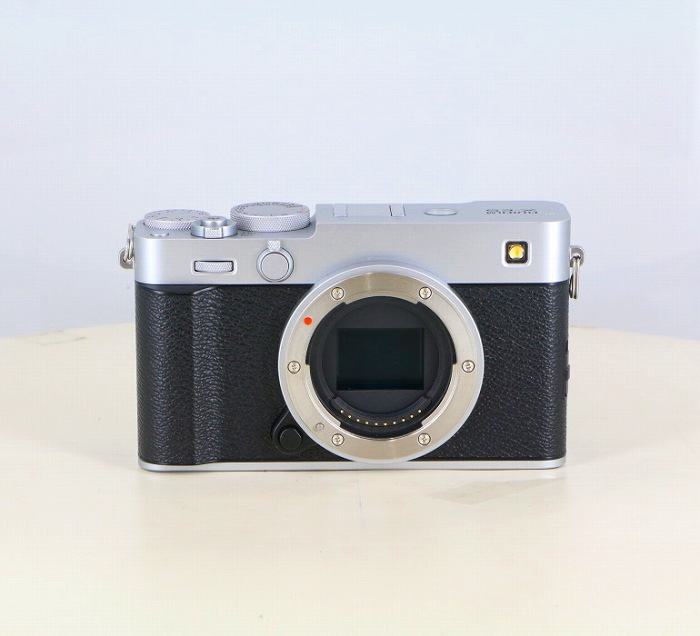�y���Áz(�t�W�t�C����) FUJIFILM X-E5 �V���o�[ �{�f�B