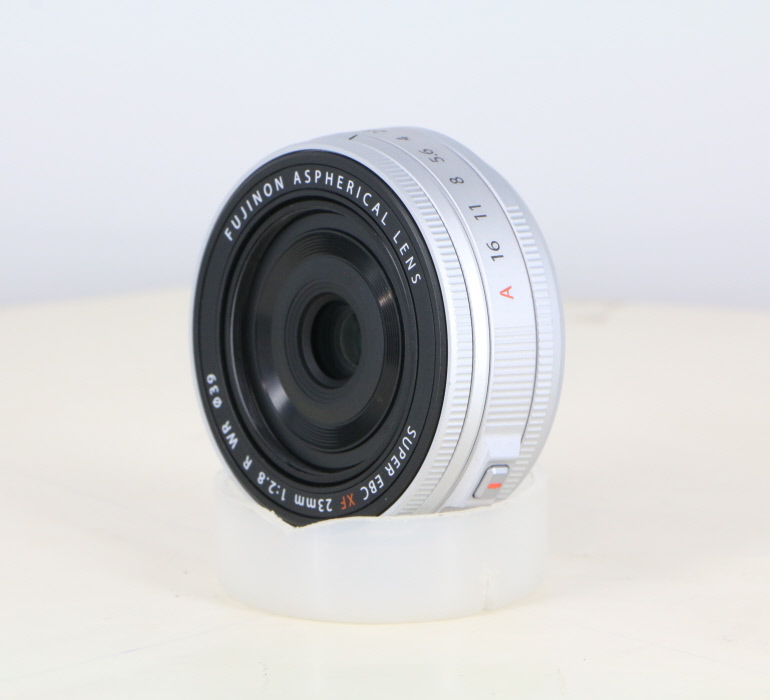 【中古】(フジフイルム) FUJIFILM XF23/2.8 R WR