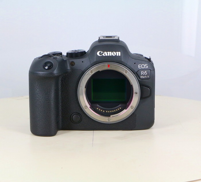 �y���Áz(�L���m��) Canon EOSR6 MarkII �{�f�B