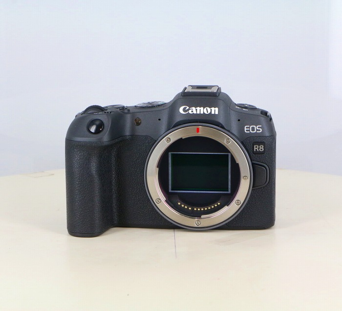 新品】(キヤノン) Canon EOS R8 RF24-50mm IS STM レンズキット