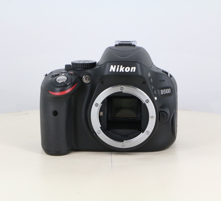�y���Áz(�j�R��) Nikon D5100 �{�f�C