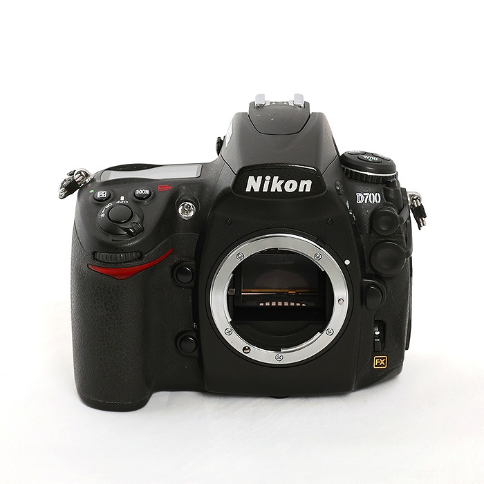 ニコン Nikon D700 ＋MB-D10 Nikon D700 + MB-D10の使い勝手①｜フィニヨンのブログ