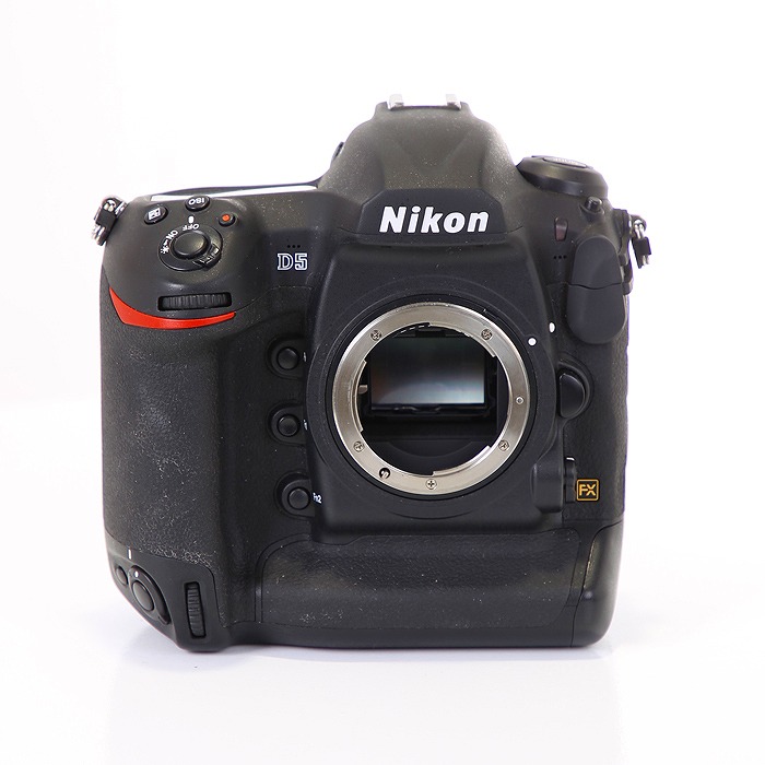 【中古】(ニコン) Nikon D5 ボデイ(CF-TYPE)