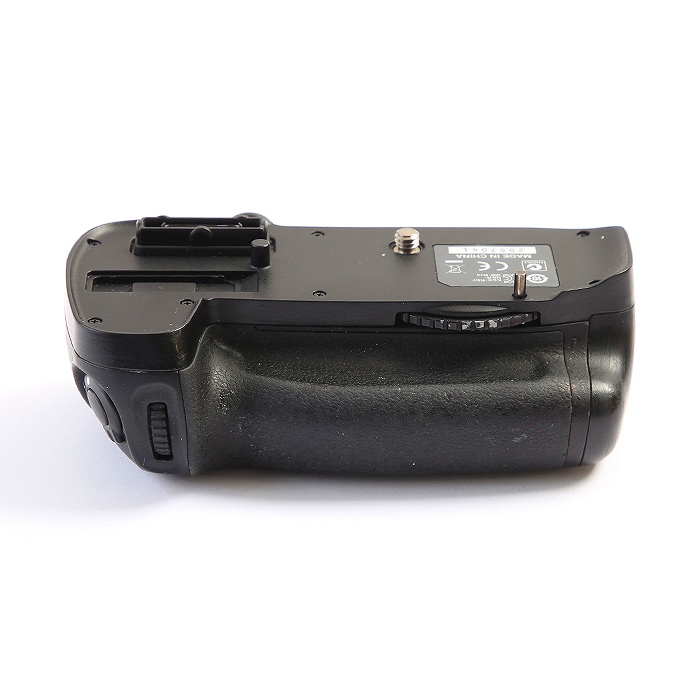 �y���Áz(�j�R��) Nikon MB-D14 �o�c�e���[�p�c�N