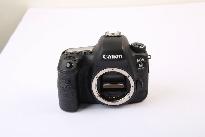 �y���Áz(�L���m��) Canon EOS 6D MARK2 �{�f�C
