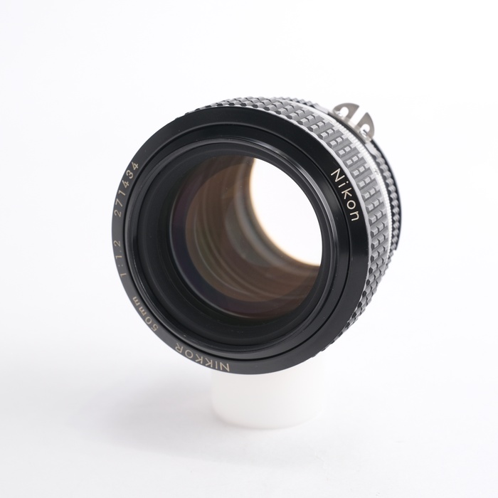 yÁz(jR) Nikon Ai-S 50/1.2