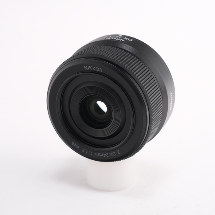 yÁz(jR) Nikon Z DX 24/1.7