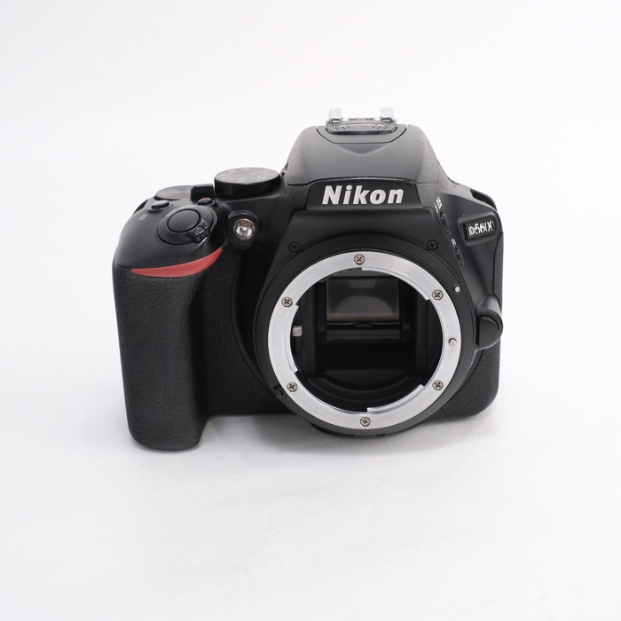 【中古】(ニコン) Nikon D5600 ボディ