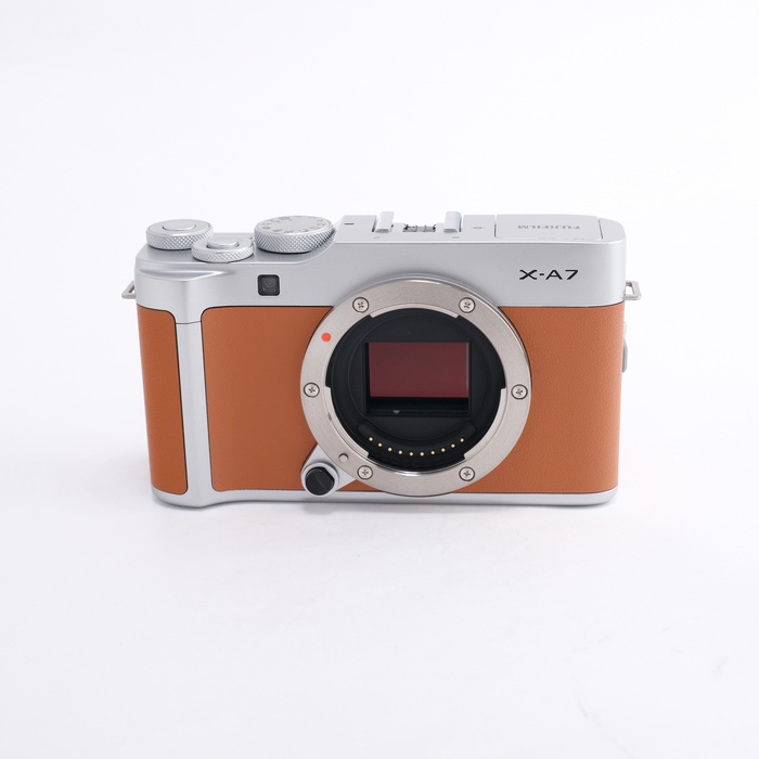 【中古】(フジフイルム) FUJIFILM X-A7 ボディ キャメル