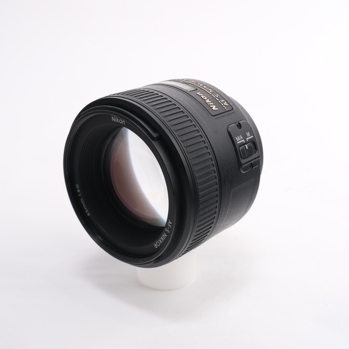 �y���Áz(�j�R��) Nikon AF-S 85/1.8G