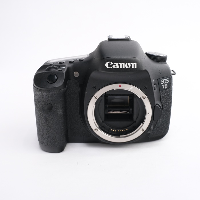 �y���Áz(�L���m��) Canon EOS 7D �{�f�B