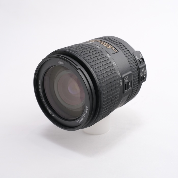 �y���Áz(�j�R��) Nikon AF-S DX 18-300/3.5-6.3G ED VR
