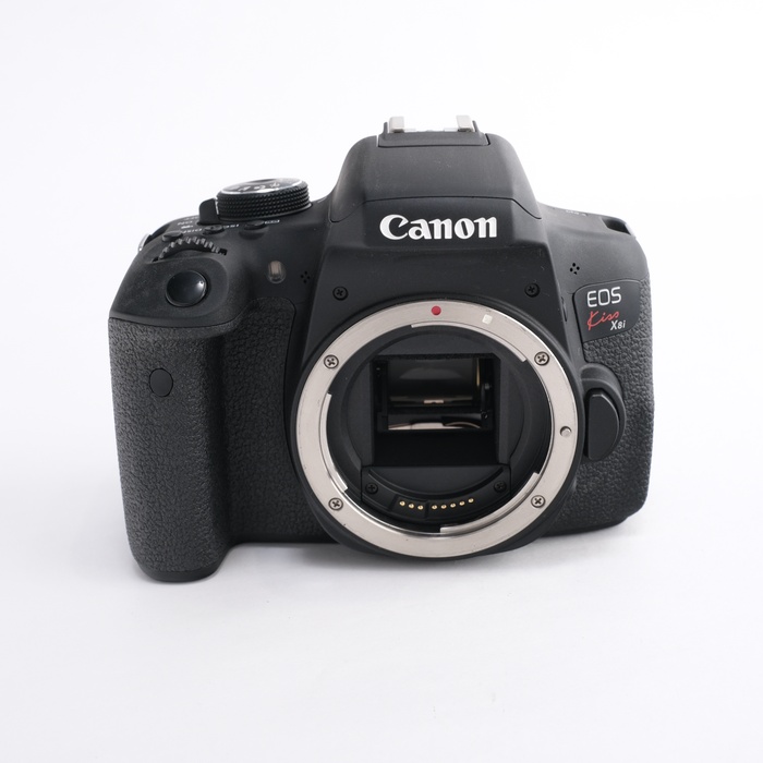 �y���Áz(�L���m��) Canon EOS KISS X8i �{�f�B