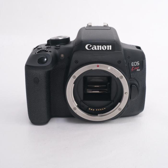 �y���Áz(�L���m��) Canon EOS KISS X8i �{�f�B