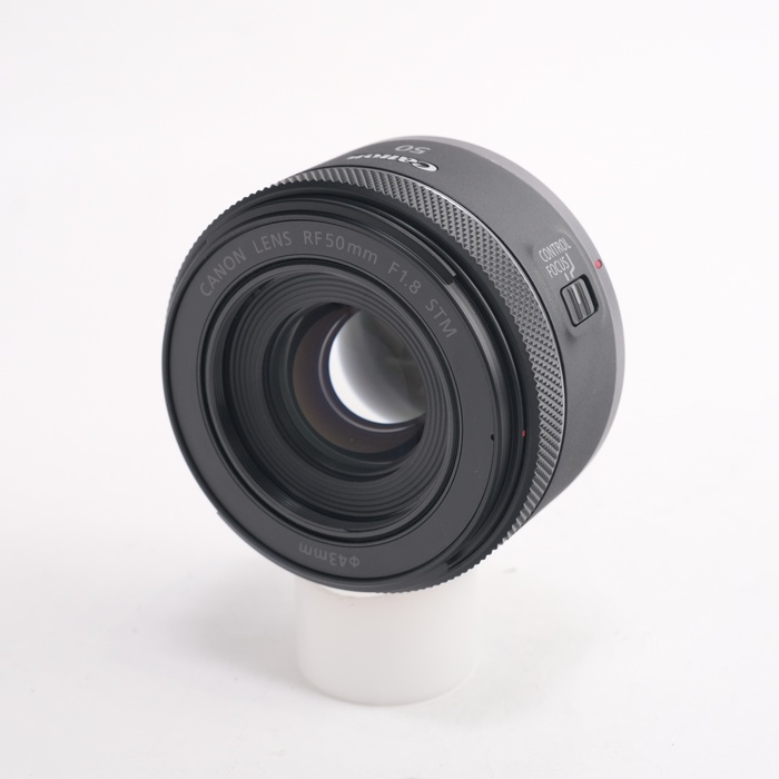 キヤノン RF50mm F1.8 STM