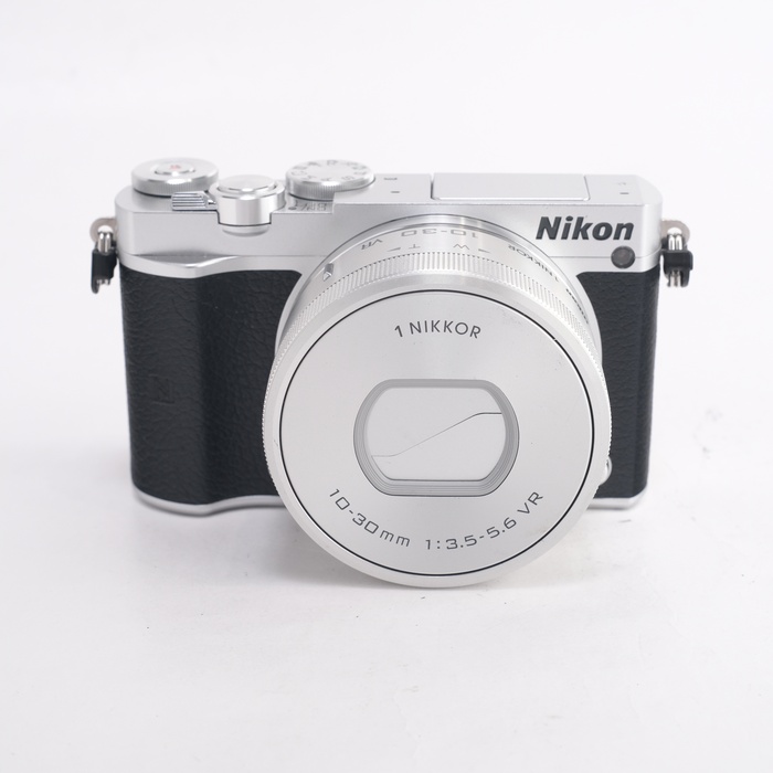 ニコン(Nikon) Nikon1 J5 標準パワーズームレンズキット シルバーの
