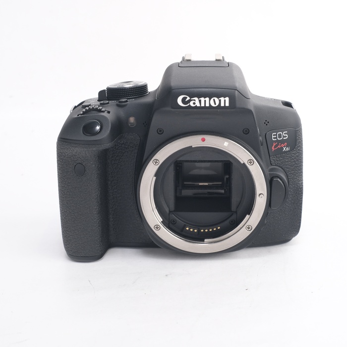 �y���Áz(�L���m��) Canon EOS KISS X8i �{�f�B