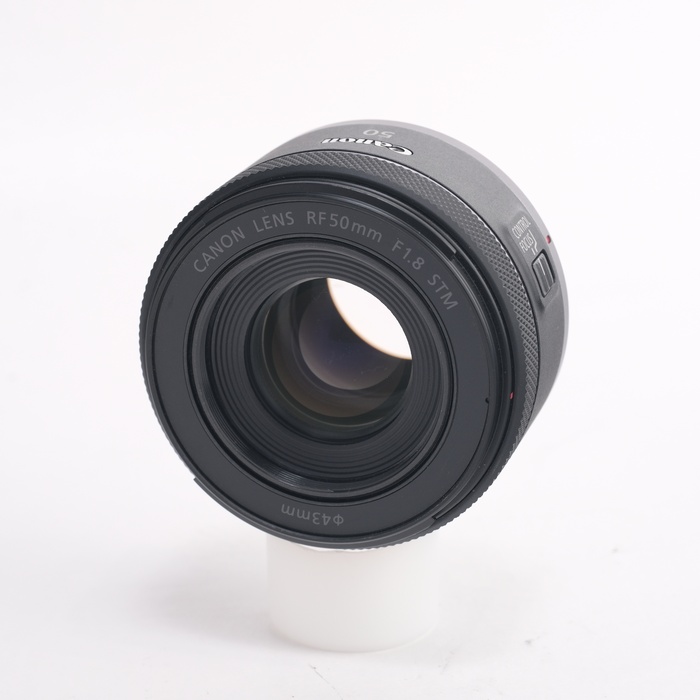 キヤノン RF50mm F1.8 STM