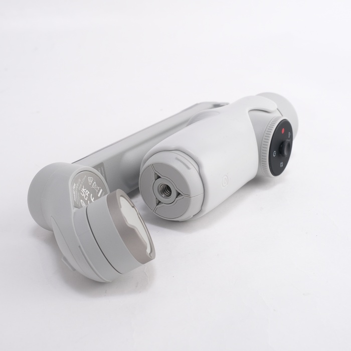 �y���ÁzInsta360 Flow �X�}�[�g�t�H���p�X�^�r���C�U�[ �X�g�[���O���[