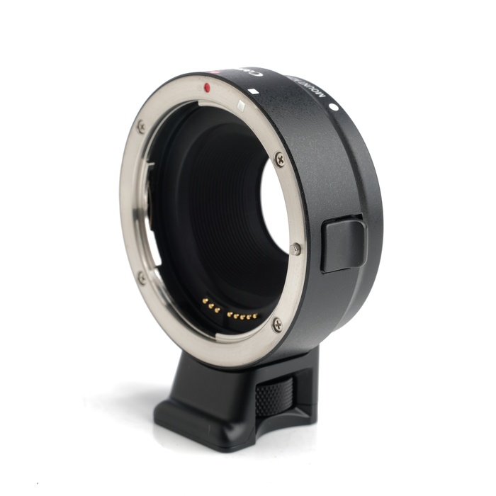 yÁz(Lm) Canon EF-EOS M }EgA_v^[