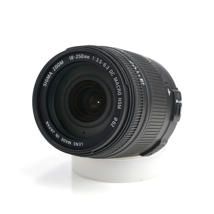 �y���Áz(�V�O�}) SIGMA 18-250/3.5-6.3 DC �}�N�� OS HSM �\�j�[A
