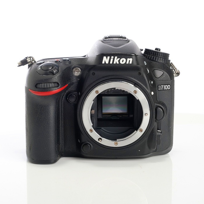 �y���Áz(�j�R��) Nikon D7100 �{�f�B