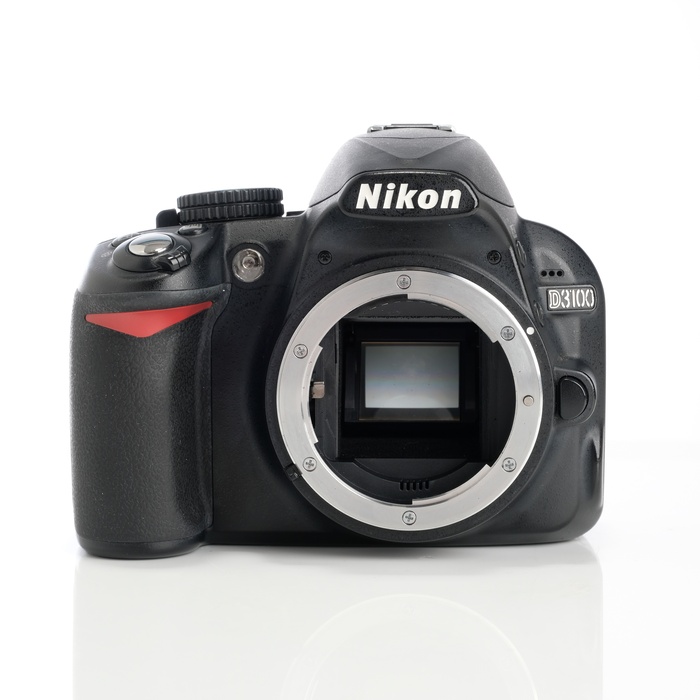 �y���Áz(�j�R��) Nikon D3100 �{�f�B