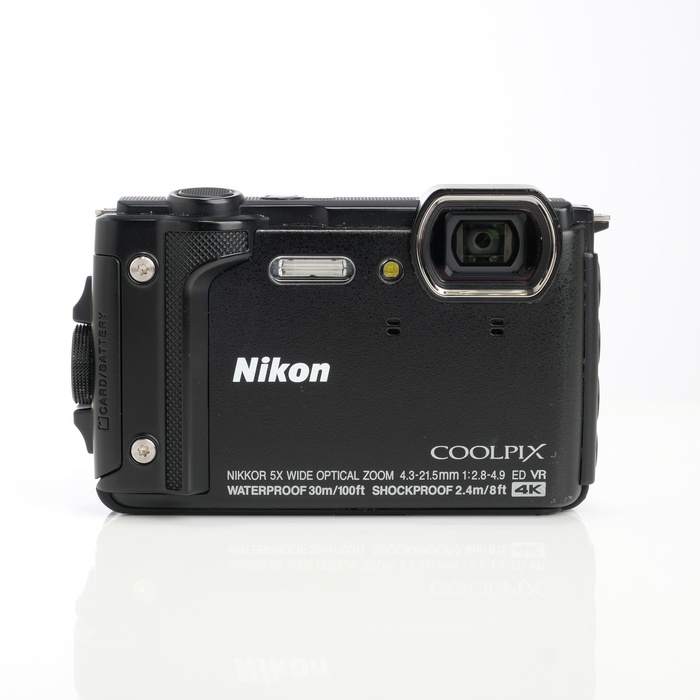 �y���Áz(�j�R��) Nikon COOLPIX W300 �u���c�N