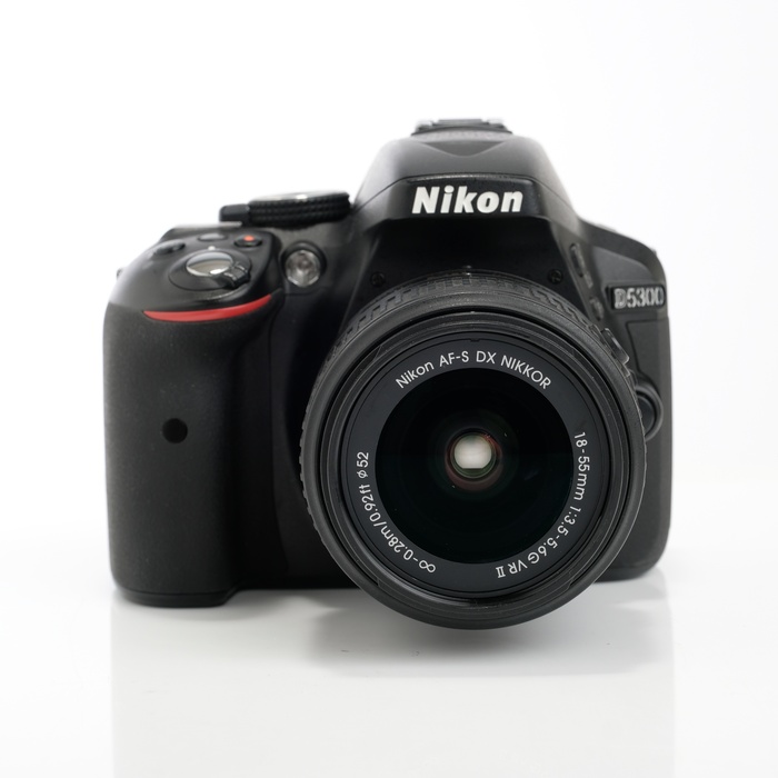 �y���Áz(�j�R��) Nikon D5300 18-55VR2 �����Y�L�c�g �u���c�N