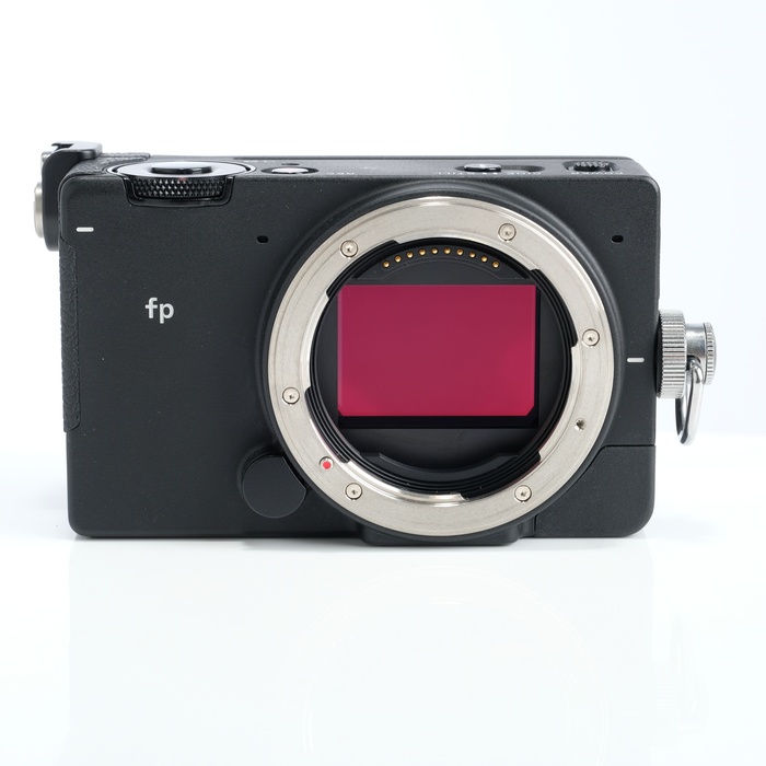 �y���Áz(�V�O�}) SIGMA fp �{�f�B