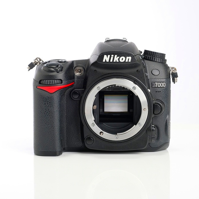 �y���Áz(�j�R��) Nikon D7000 �{�f�B