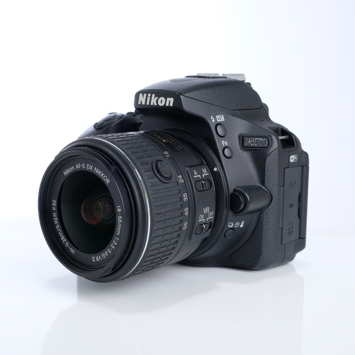 �y���Áz(�j�R��) Nikon D5500 18-55VR II �����Y�L�b�g �u���b�N