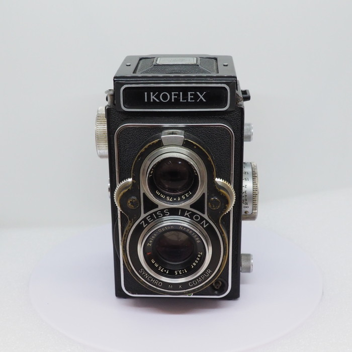 �y���Áz(�J�[���c�A�C�X) Carl Zeiss IKOFLEX IIA opton Tessar 75/3.5