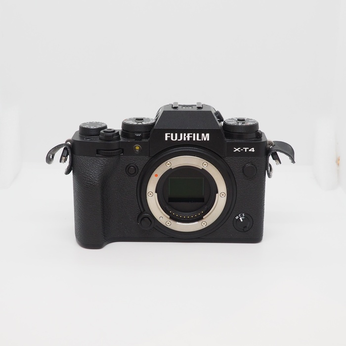 【中古】(フジフイルム) FUJIFILM X-T4-B ボデイ