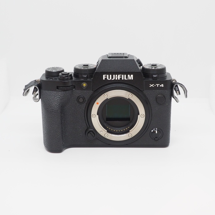 【中古】(フジフイルム) FUJIFILM X-T4-B ボディ