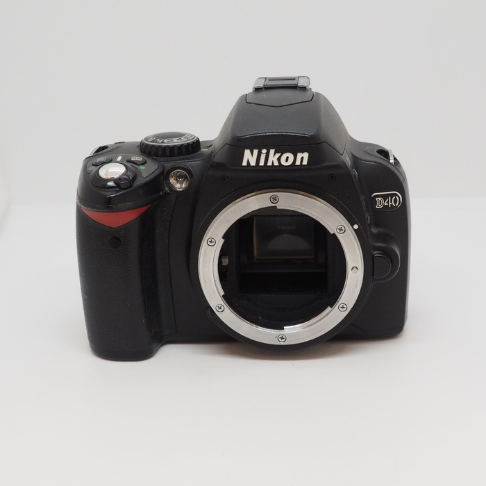 �y���Áz(�j�R��) Nikon D40 �u���c�N
