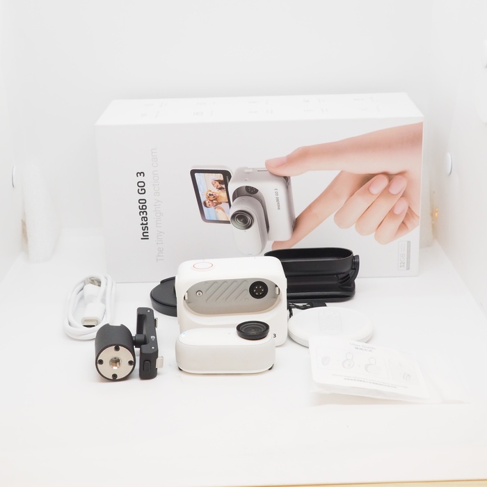 �y���ÁzInsta360 GO3(32GB) �A�[�N�e�B�b�N�z���C�g