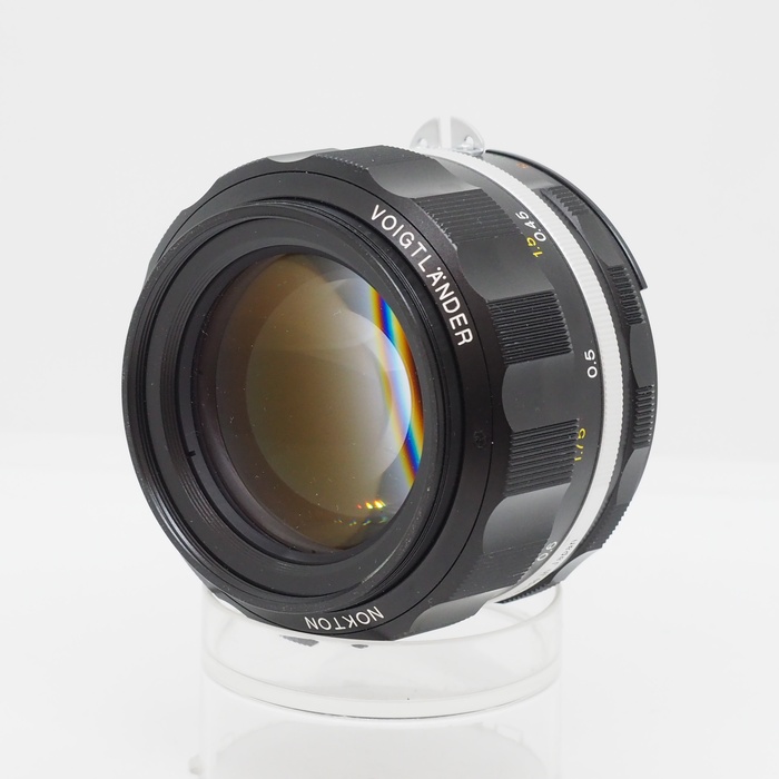�y���Áz(�t�H�N�g�����_�[) Voigtlander �m�N�g�� 58/F1.4 SL2S �u���c�N����