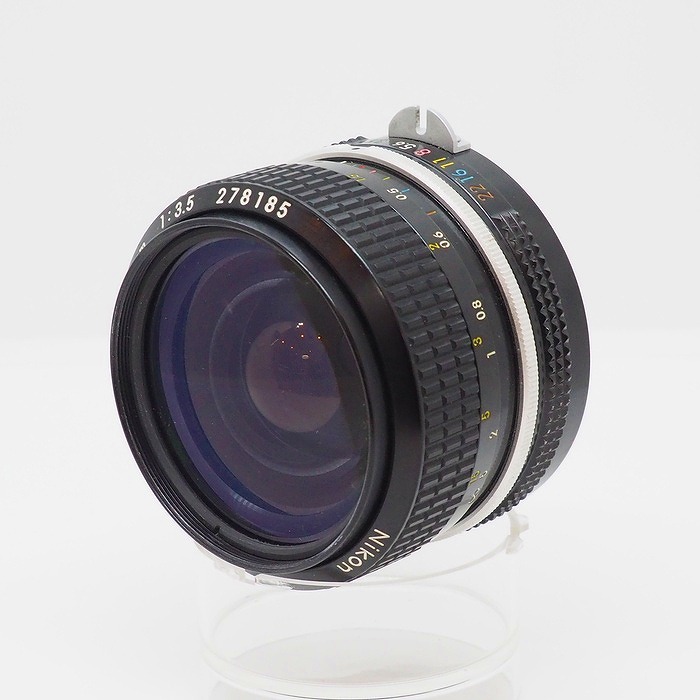 �y���Áz(�j�R��) Nikon NewNIKKOR 28/3.5