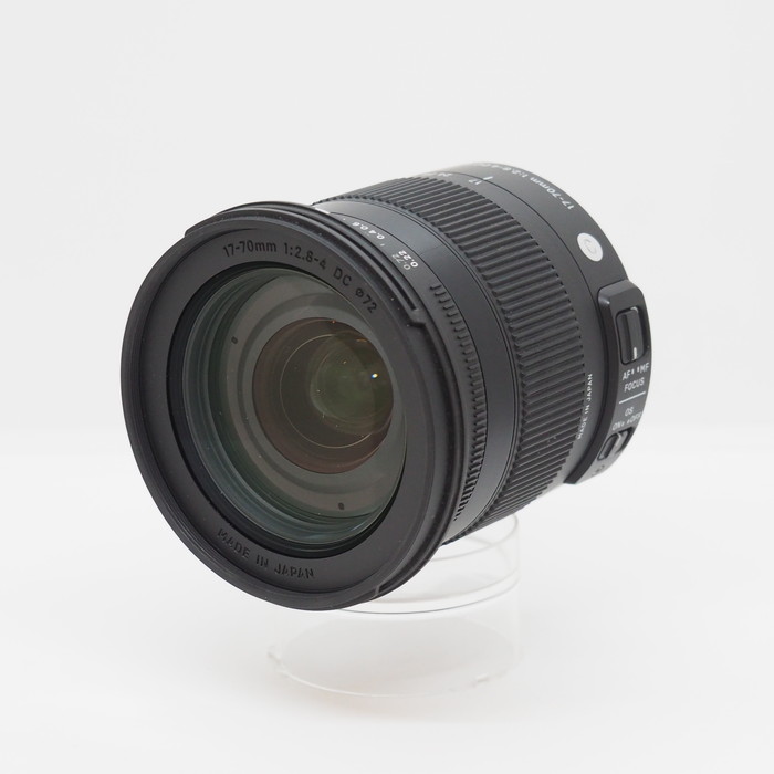 �y���Áz(�V�O�}) SIGMA 17-70/F2.8-4 DC �}�N�� OS HSM �j�R��