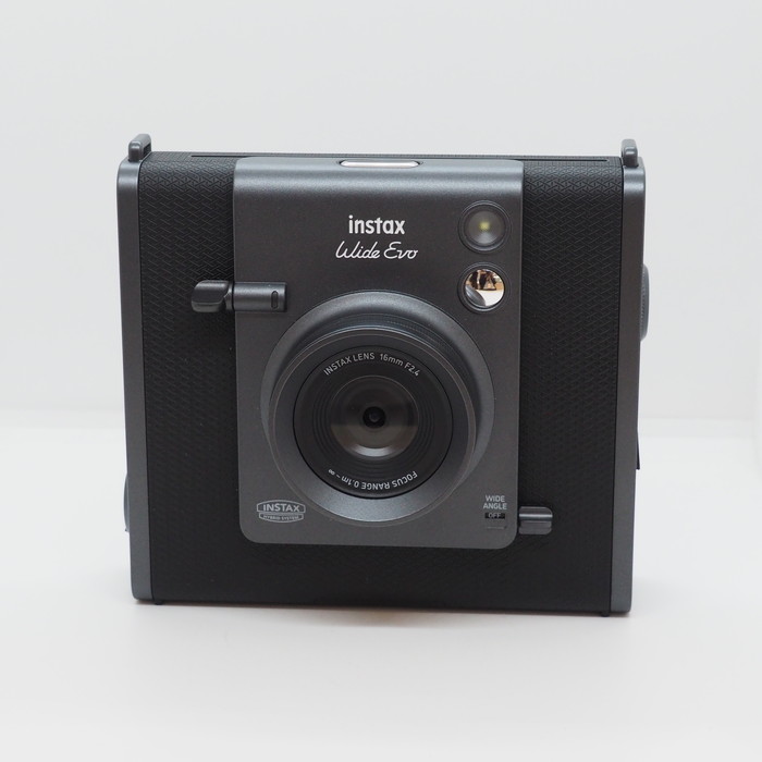 �y���Áz(�t�W�t�C����) FUJIFILM INSTAX WIDE EVO