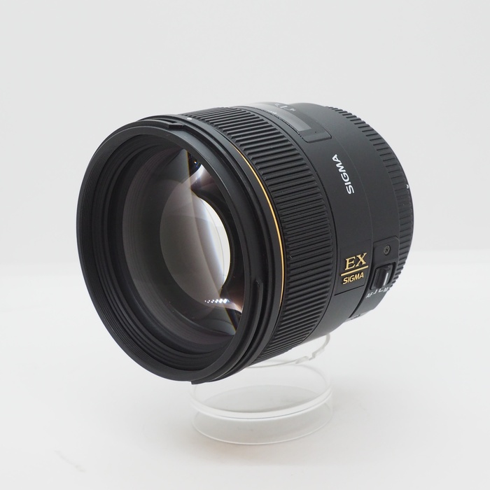 �y���Áz(�V�O�}) SIGMA 85/F1.4 EX DG HSM �L���m��