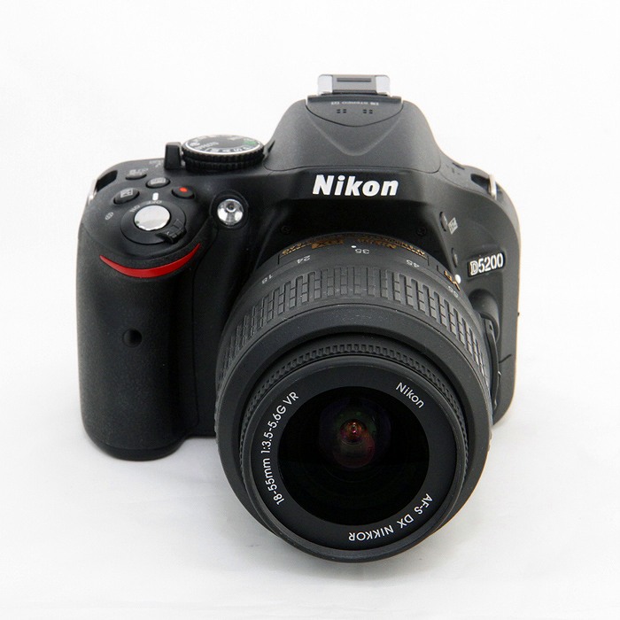 【中古】(ニコン) Nikon D5200 18-55VR レンズキツト ブラツク