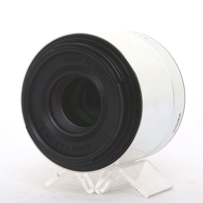 【中古】(シグマ) SIGMA A 60mm F2.8 DN シルバー (マイクロフォーサーズ)