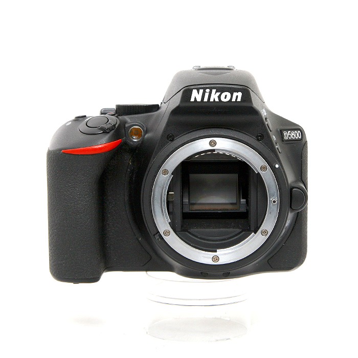 【中古】(ニコン) Nikon D5600 ボデイ