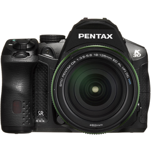 �y���^�b�N�X K-30 18-135�����Y�L�b�g �u���b�N